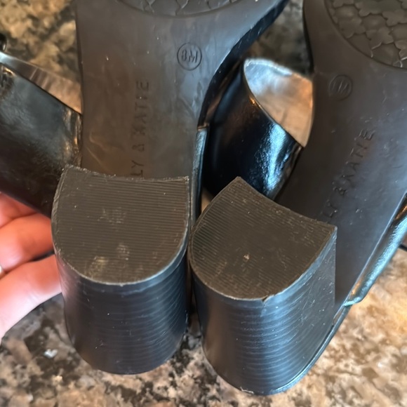 Kelly & Katie Black adjustable strap Heeled Sandals with Chunky Block Heel EUC 8 - Picture 15 of 16